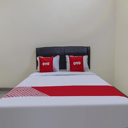 Oyo 91084 Oke Guest House マラン エクステリア 写真