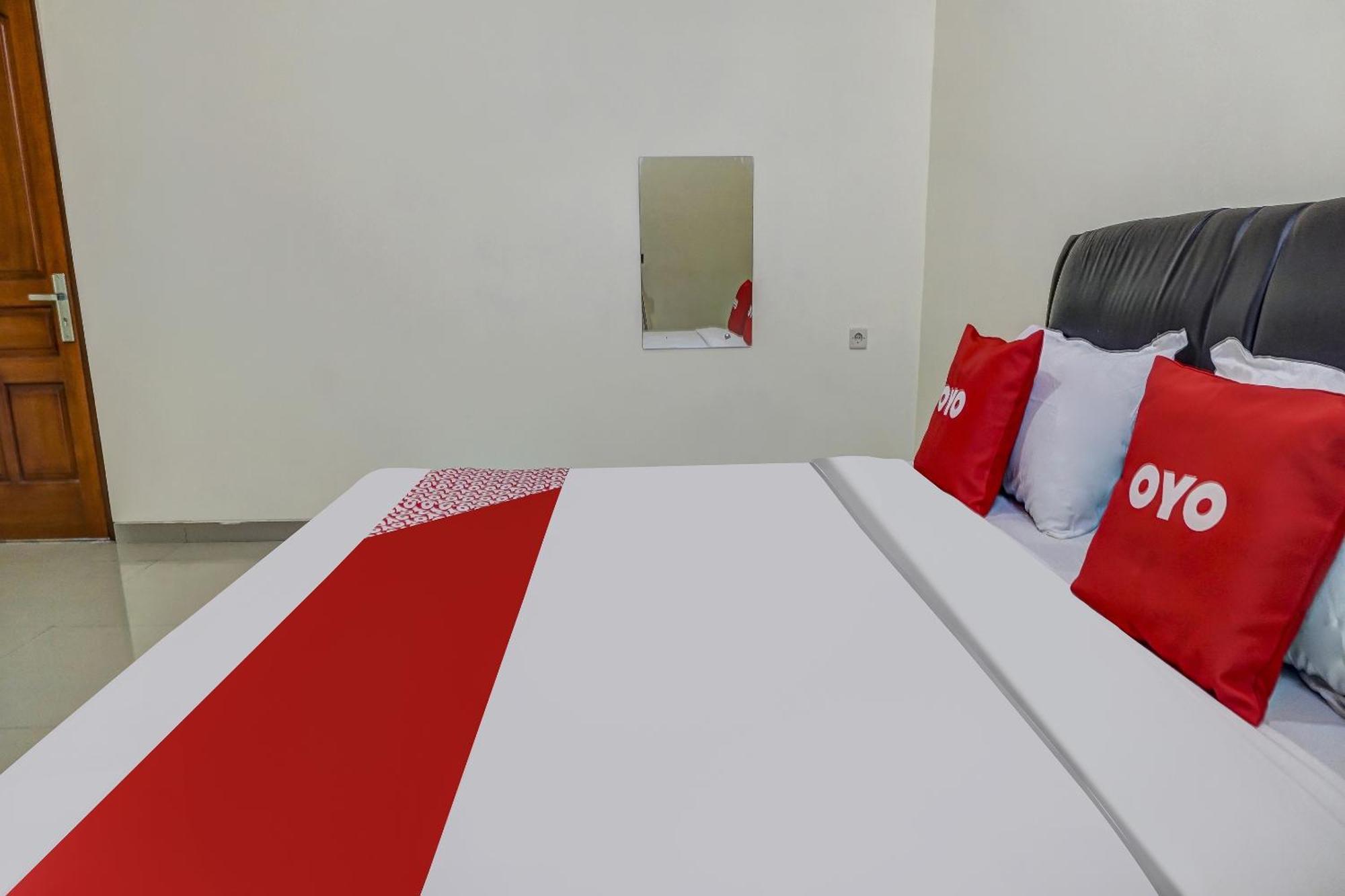 Oyo 91084 Oke Guest House マラン エクステリア 写真