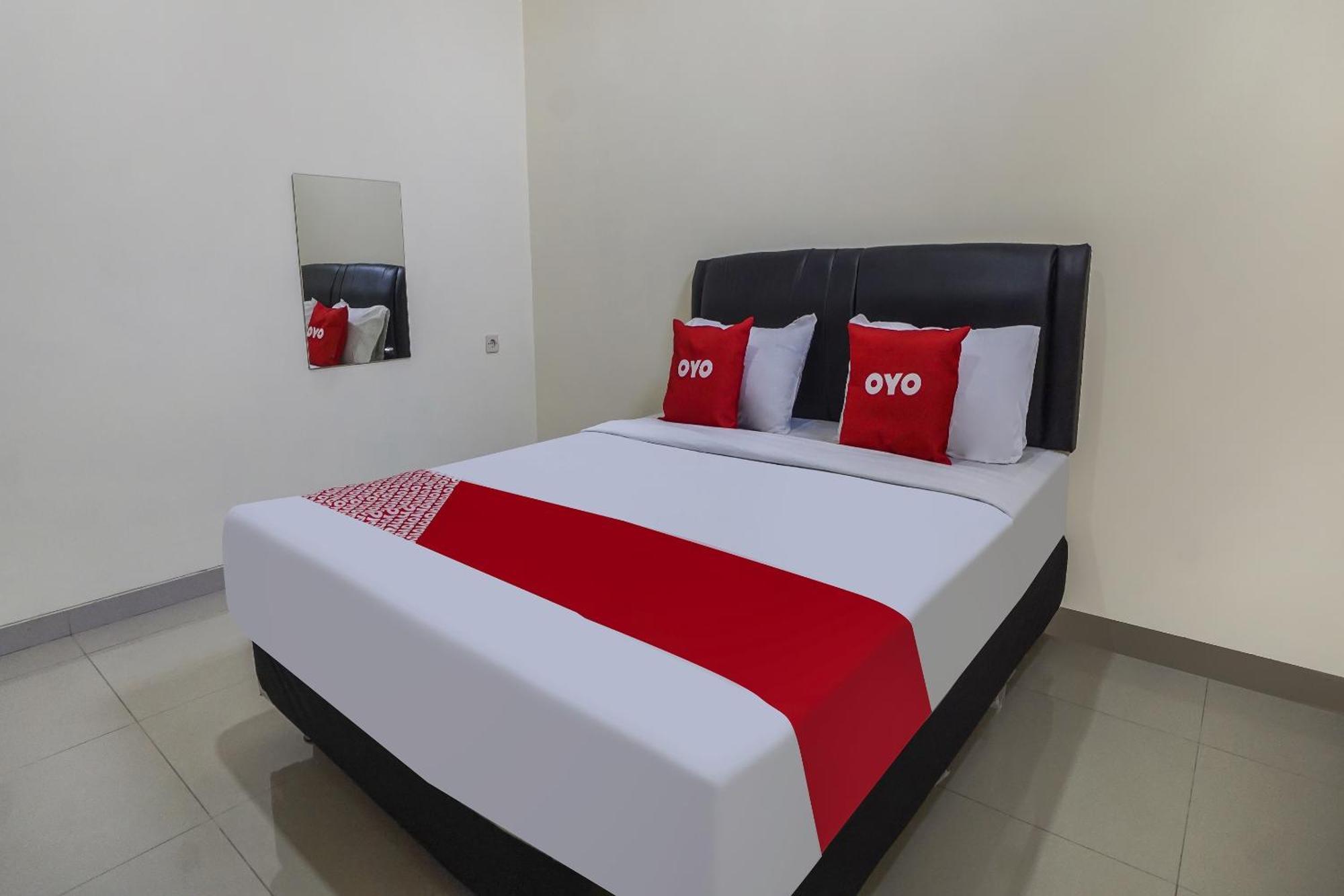 Oyo 91084 Oke Guest House マラン エクステリア 写真